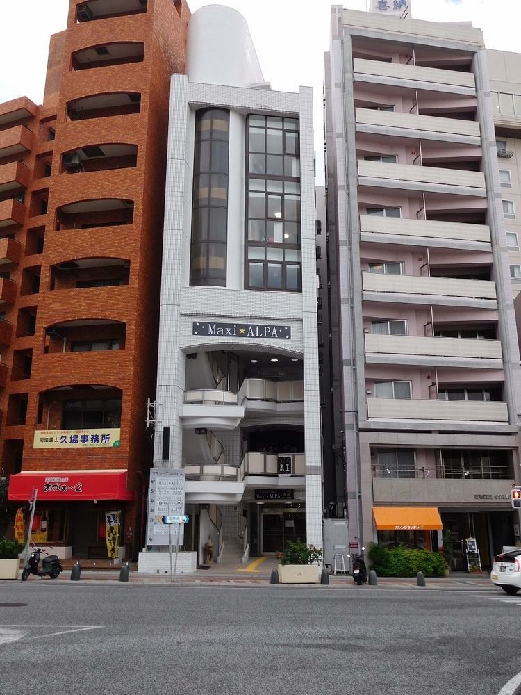 Maxi Alpa Hostel Naha Exterior photo